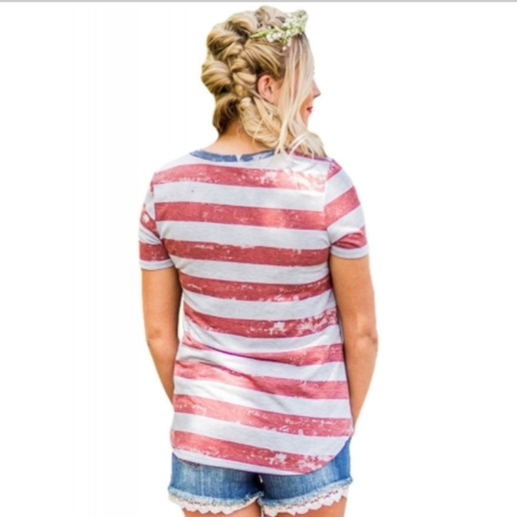 💛Last One💛 red white and blue top - Picture 2 of 2